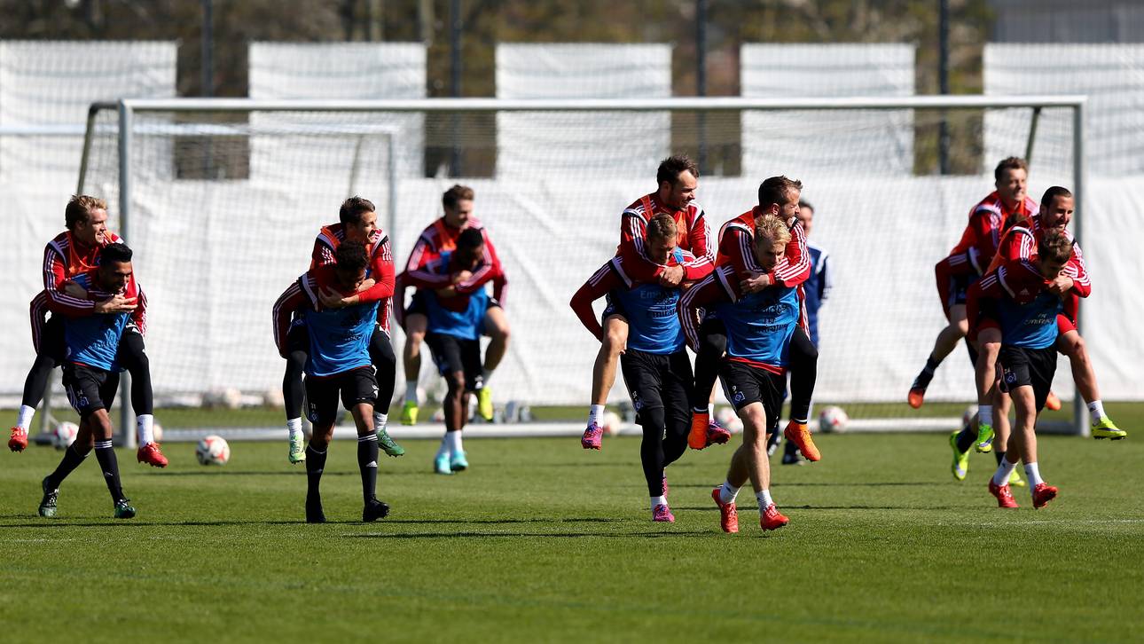 Hamburger SV - Training & Press Conference