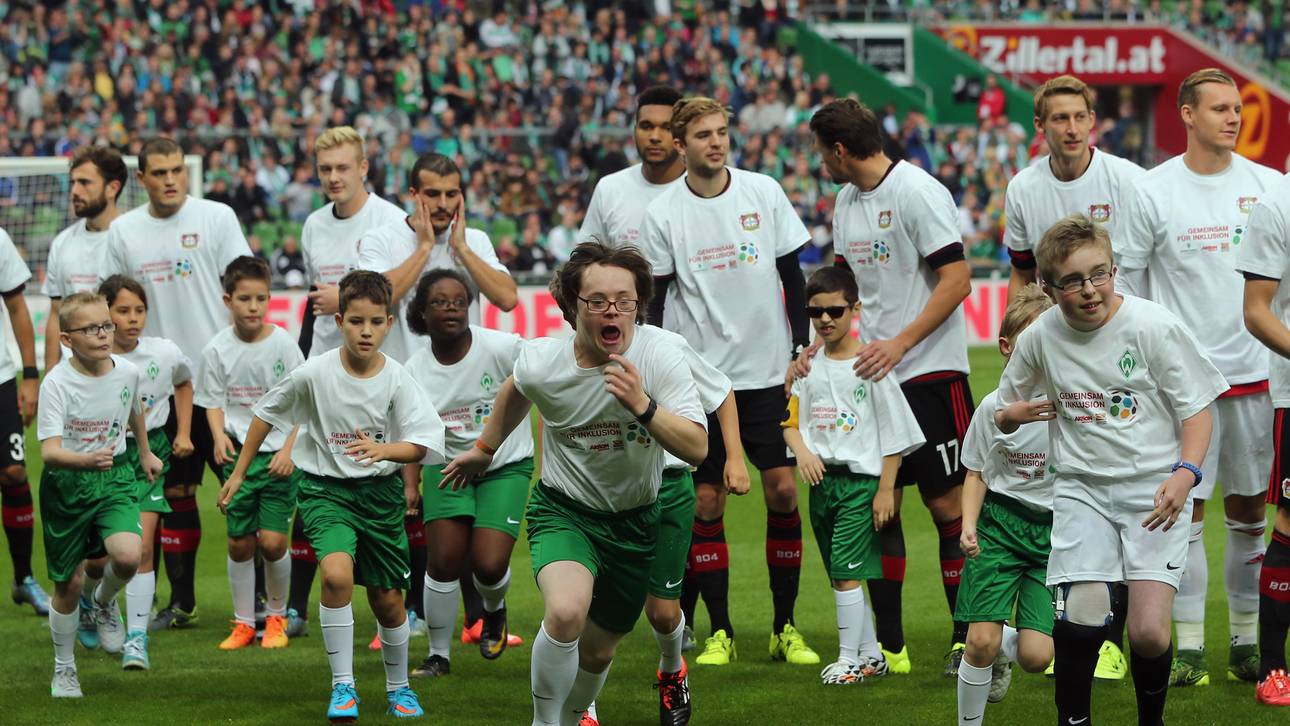 Inklusionskind darf Stadionsprecher sein