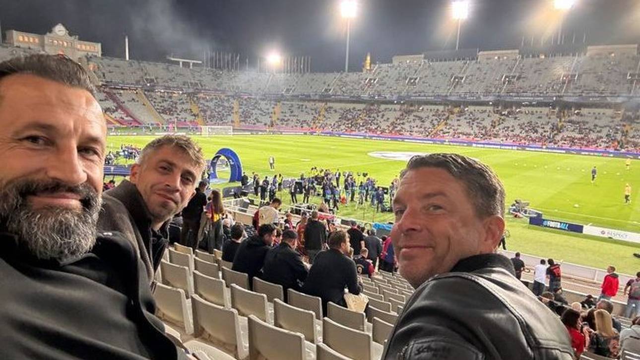 Hasan Salihamidzic (l.) zusammen mit Marco Neppe (2.v.l.)