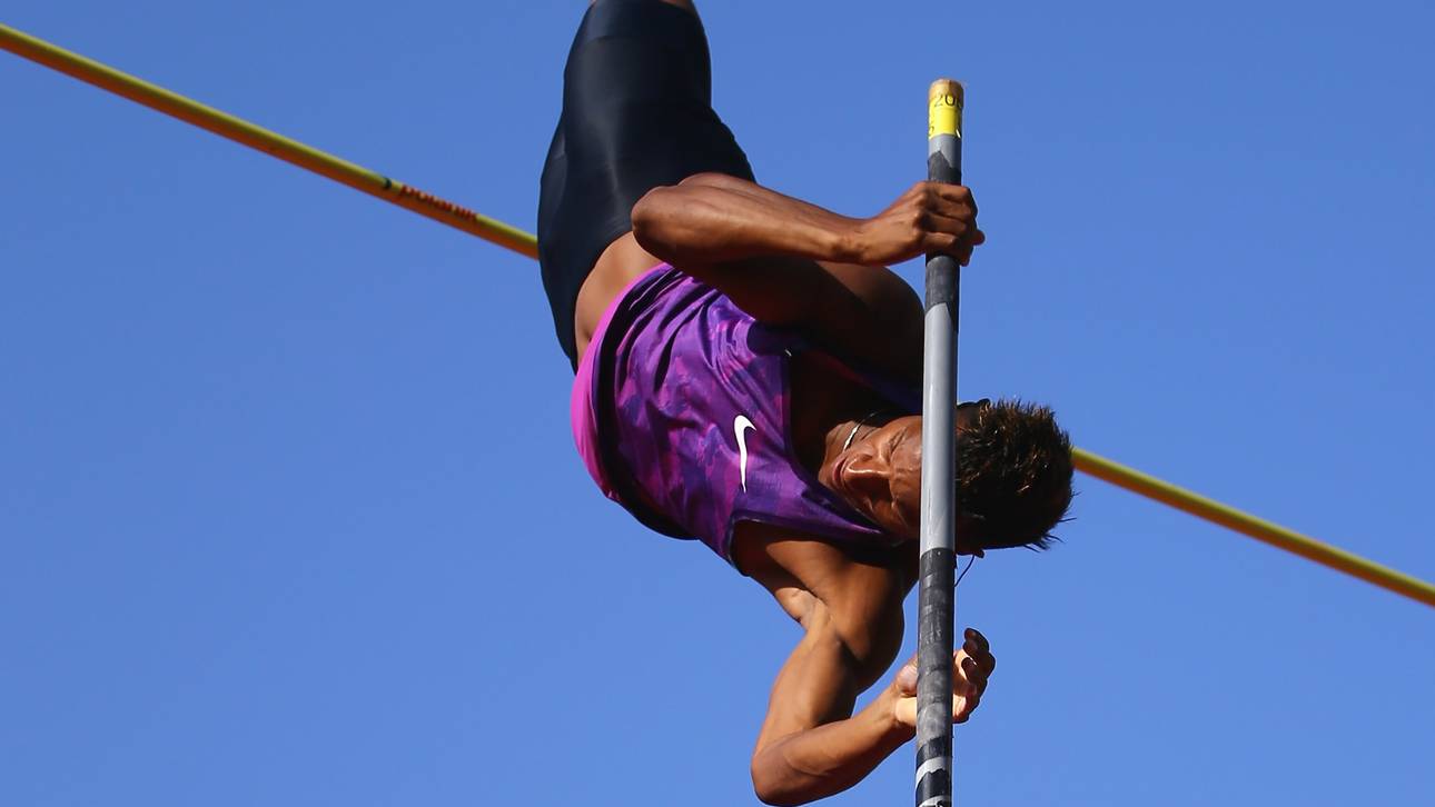 Holzdeppe enttäuscht in Paris