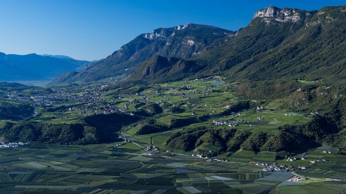 Auch wenn Neuer und seine Mitspieler nicht unbedingt einen Blick dafür haben werden - idyllisch ist die Gegend auf jeden Fall