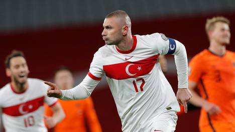 Yilmaz schnürt gegen die Niederlande einen Dreierpack