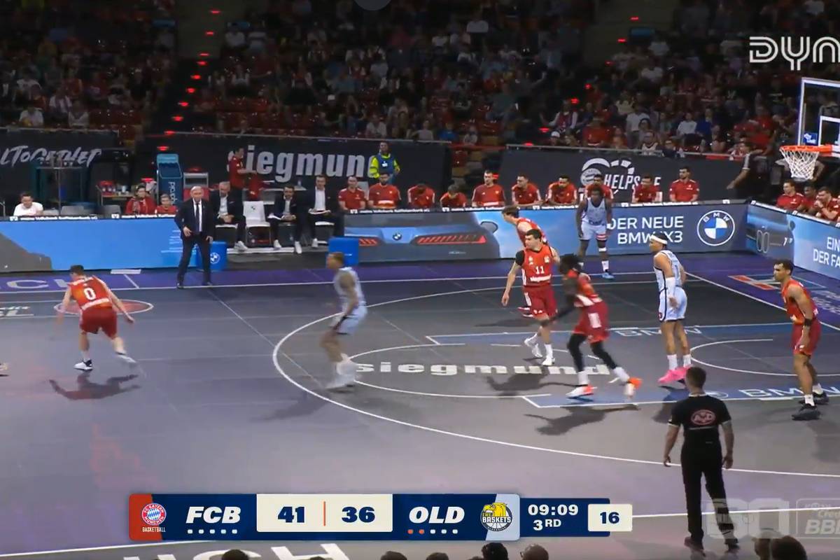 FC Bayern München Basketball - EWE Baskets Oldenburg