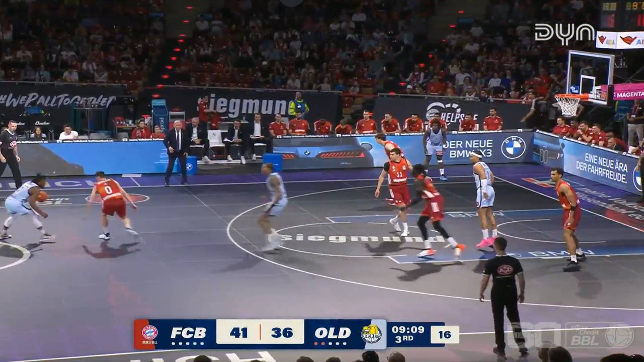 FC Bayern München Basketball - EWE Baskets Oldenburg