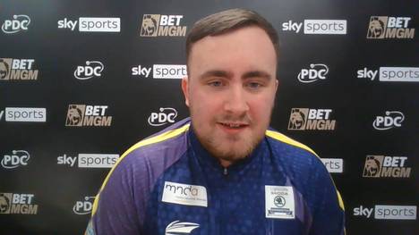 Luke Littler spricht nach seinem vierten Spieltagssieg in der Premier League of Darts unter anderem über seine Zielsetzung in der laufenden Saison.