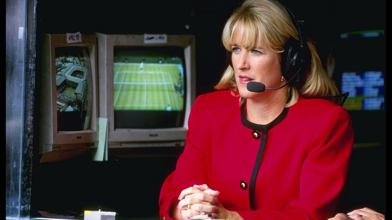 Tracy Austin am TV-Mikrofon