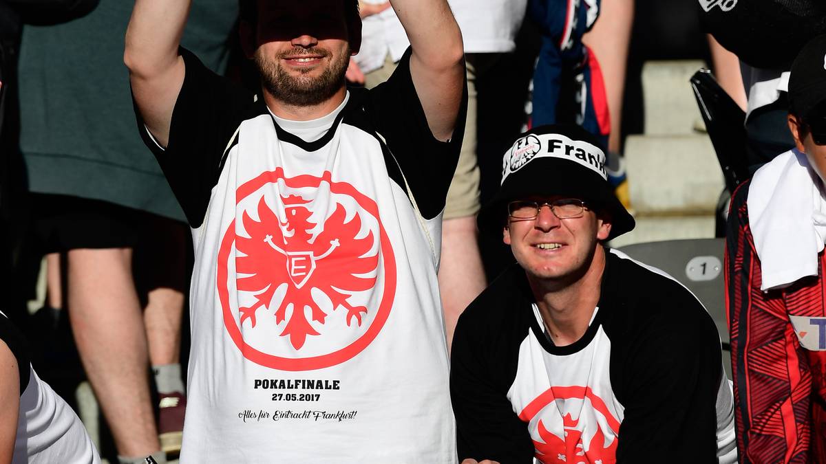 Zwar ist der BVB Favorit, aber auch die Eintracht rechnet sich Chancen auf den ersten Titel seit 29 Jahren aus