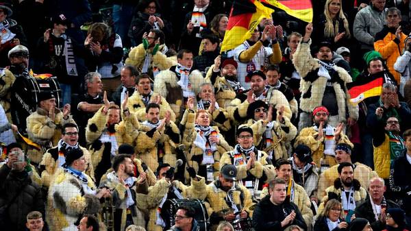 German supporters applaud before the start of the UEFA Euro 2020 Group C qualification football match between Germany and Belarus, on November 16, 2019 in Moenchengladbach. (Photo by INA FASSBENDER / AFP) (Photo by INA FASSBENDER/AFP via Getty Images)