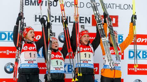 Die deutschen Biathletinnen gewinnen die Staffel in Hochfilzen