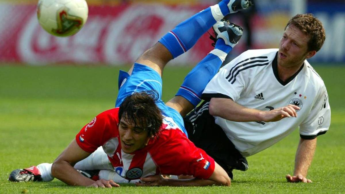 Thomas Linke (Abwehr): Der Mittelmann der Dreierkette war mit 32 Jahren ein alter Hase und hatte ein Jahr zuvor mit dem FC Bayern die Königsklasse gewonnen. Später war er Sportdirektor in Salzburg, Leipzig oder Ingolstadt. Heute repräsentiert er den FC Bayern.