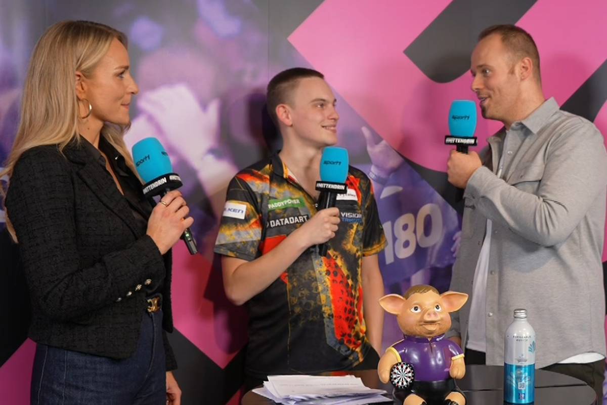 Ricardo Pietreczko hat sich in Runde 2 der Darts-WM gegen den Niederländer Gian van Veen durchgesetzt. Im SPORT1-Interview erklärt er seine Sicht auf die Partie und macht eine Kampfansage. 