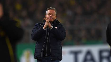 Jens Keller will den Sieg gegen die Bayern nicht zu hoch hängen