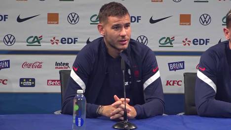 Bayern-Verteidiger Lucas Hernandez äußert sich zur Kritik an Kylian Mbappé nach dem Ausscheiden bei der EM. Der Franzose erklärt, wie wichtig Mbappé für die Nationalmannschaft ist.
