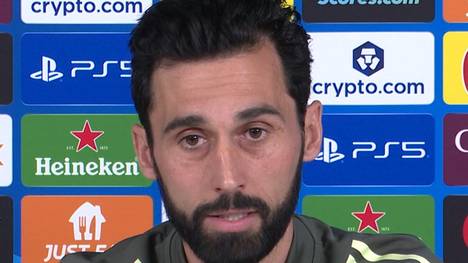 Nach dem Eklat rund um Vinicius Junior fordert Real-Trainer Álvaro Arbeloa, dass die UEFA die Gelegenheit nutzen soll und nicht nur mit Slogans ein Zeichen gegen Rassismus setzt.