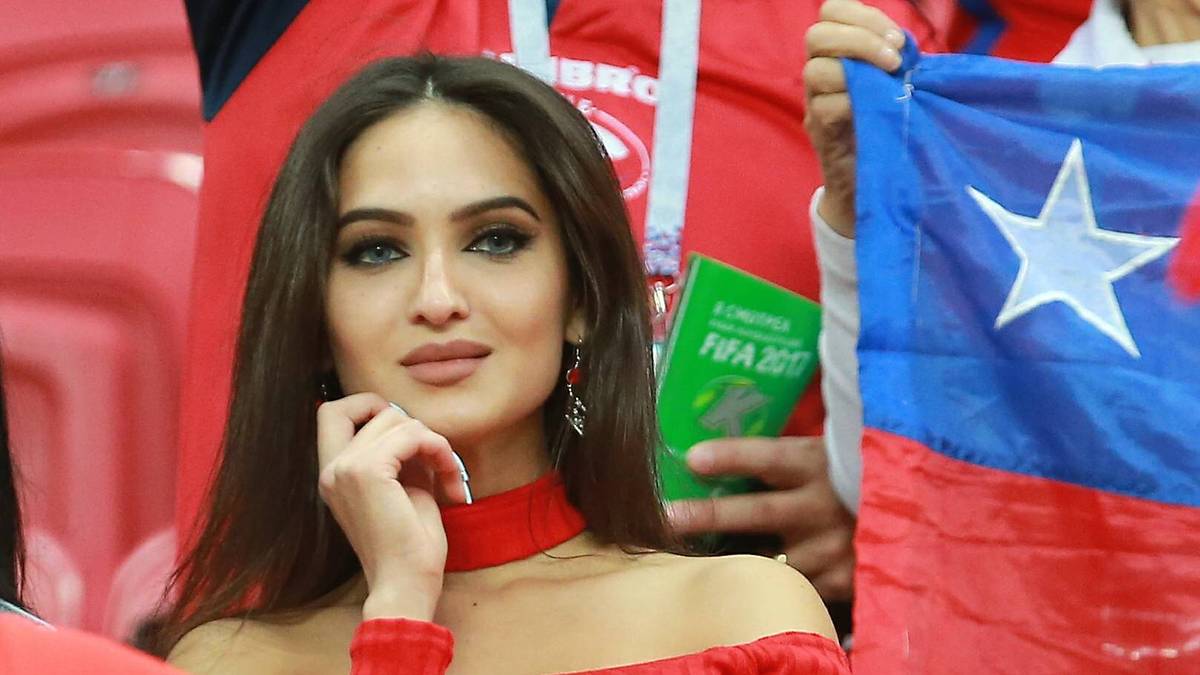 Ein Hingucker: Die chilenischen Fans...