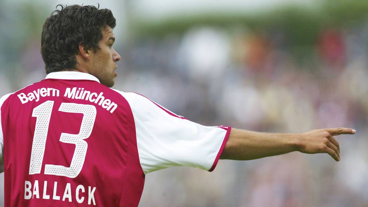2003: MICHAEL BALLACK: Nach seinem Wechsel zu den Bayern trifft der Mittelfeldspieler zehn Mal und führt die Münchner zur Meisterschaft und zum Pokalsieg