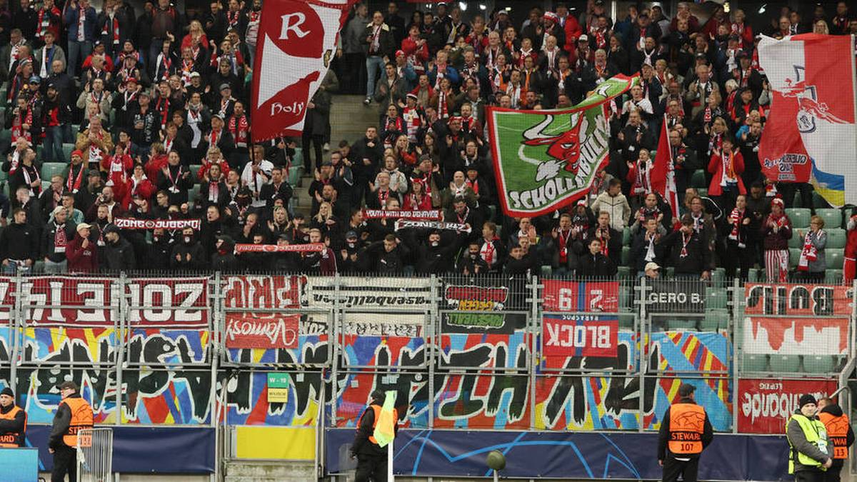 Champions League Fans von RB Leipzig in Warschau offenbar bei Einlass begrabscht