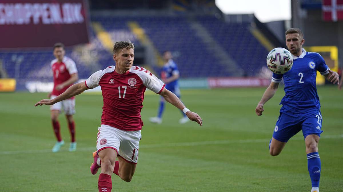 Das Team aus Dänemark spielt bei der EM im bekannten Rot-Weiß.