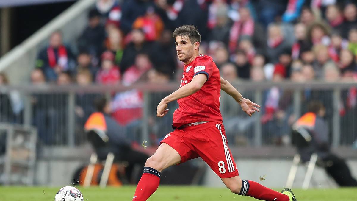 PLATZ 3: JAVI MARTINEZ - Den Basken zog es 2012 von Athletic Bilbao nach Bayern. Lange Zeit war er der teuerste Transfer des Rekordmeisters mit seiner Ablöse von 40 Millionen Euro. Momentan glänzt er durch starke Leistungen und gilt als feste Größe im Bayern-Kader