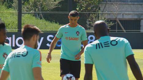 Cristiano Ronaldo auf Rekordjagd: Als zweiter Spieler überhaupt schießt er sein 100.Länderspieltor.