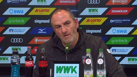 Nach der 1:0-Niederlage gegen den FC Augsburg bleibt der 1. FC Heidenheim auf dem letzten Tabellenplatz. Trainer Frank Schmidt verteidigt jedoch die Leistung seiner Mannschaft und hebt hervor, dass das Team trotz der Niederlage eine ordentliche Vorstellung gezeigt hat.