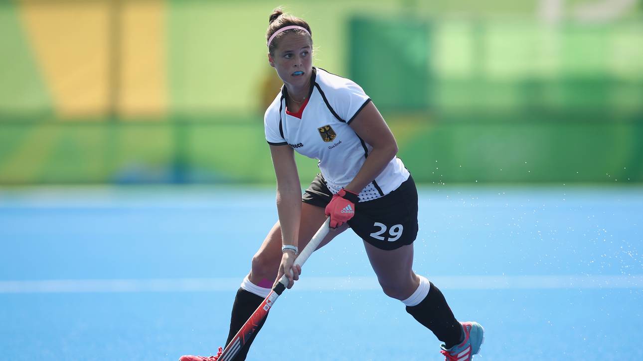 Auftaktpleiten für Hockey-Teams