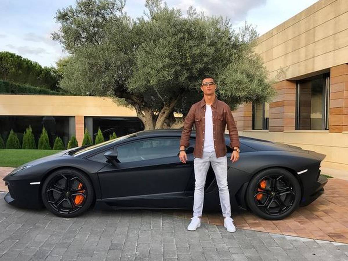 Cristiano Ronaldo Von Real Madrid Lasst Lamborghini Abschleppen