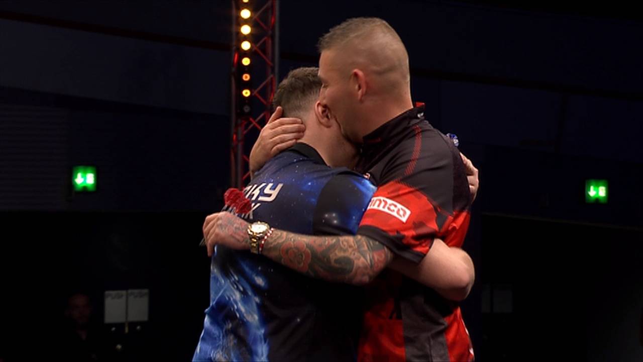 European Darts Championships: Josh Rock siegt 6:5 gegen Nathan Aspinall