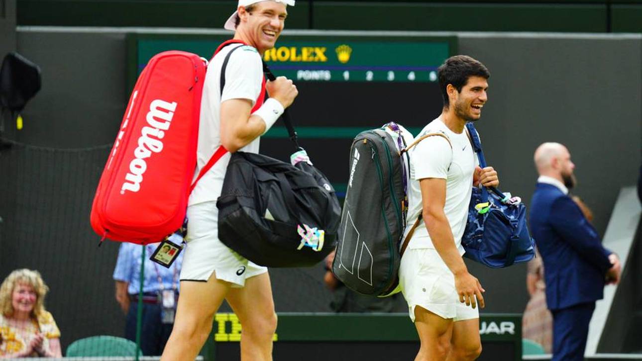 Tennis-Star läuft in falsche Richtung