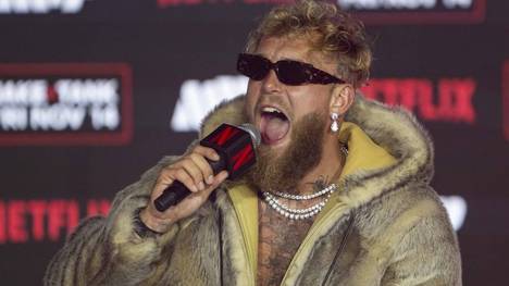 Boxrüpel Jake Paul spricht über seine Vorbereitung auf den anstehenden Kampf und verspottet dabei seinen Gegner, Gervonta Davis.