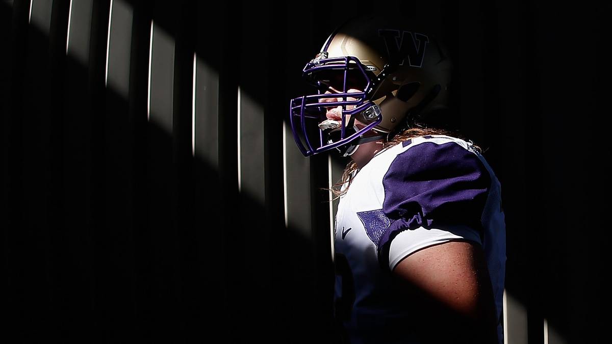 TREY ADAMS (Offensive Tackle, Washington): Direkt in seinem ersten Jahr am College startete Adams in neun von 13 Spielen, in seinem zweiten Jahr begann kein Spiel ohne ihn