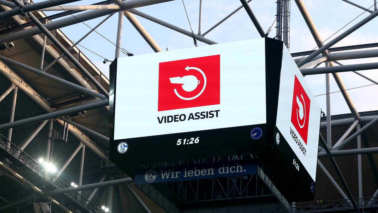 Umfrage: Profis für Videobeweis