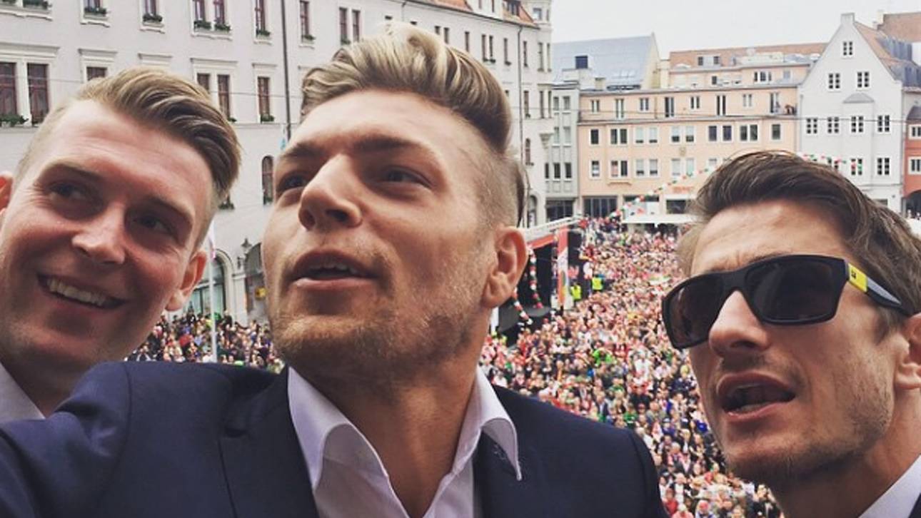 4000 Fans feiern FC Augsburg