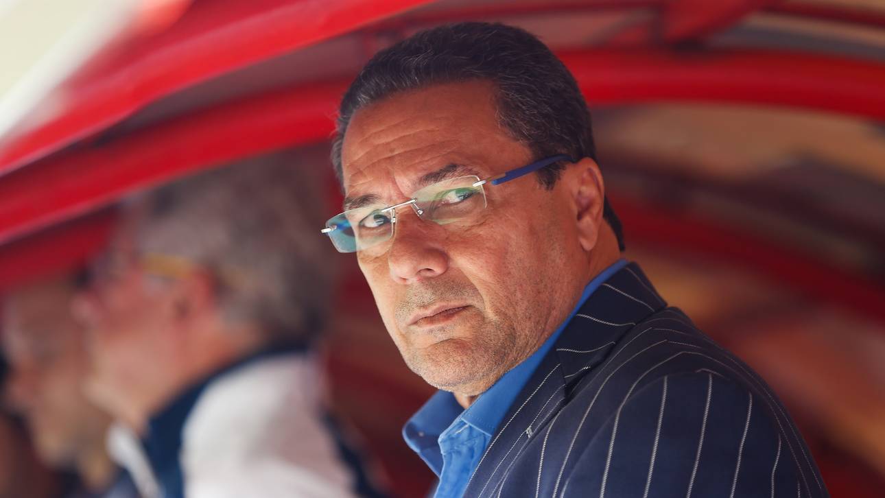 Luxemburgo scheitert in China