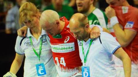 Johan Petersson vom HSV Hamburg verletzte sich im Halbfinale des EHF-Cups schwer