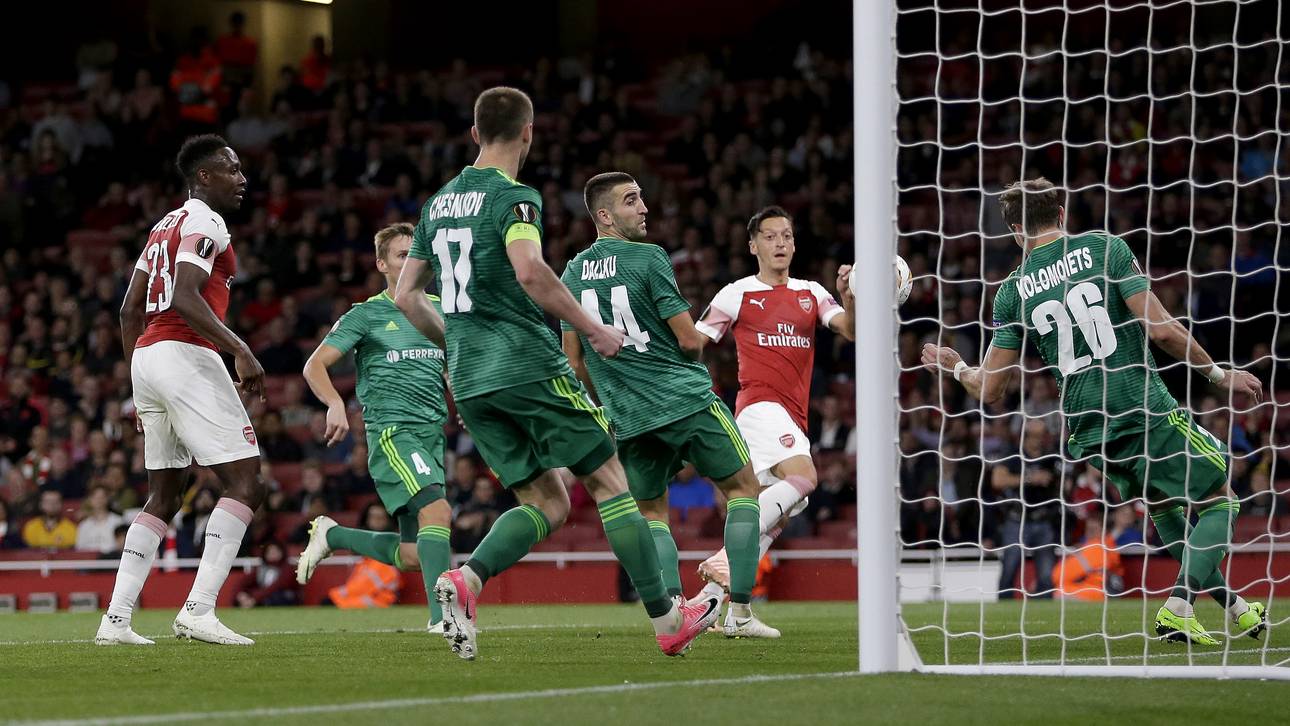 Joker Özil trifft bei Arsenal-Show