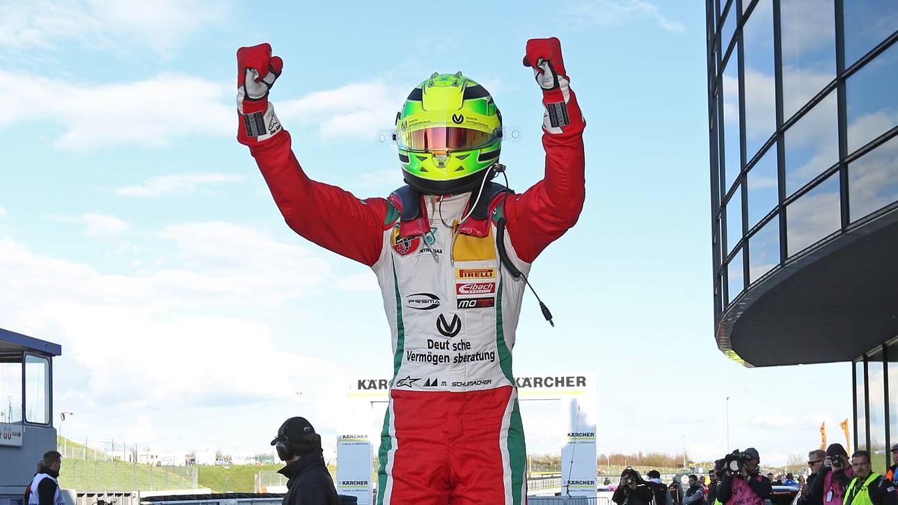 Schumacher feiert perfekten Start