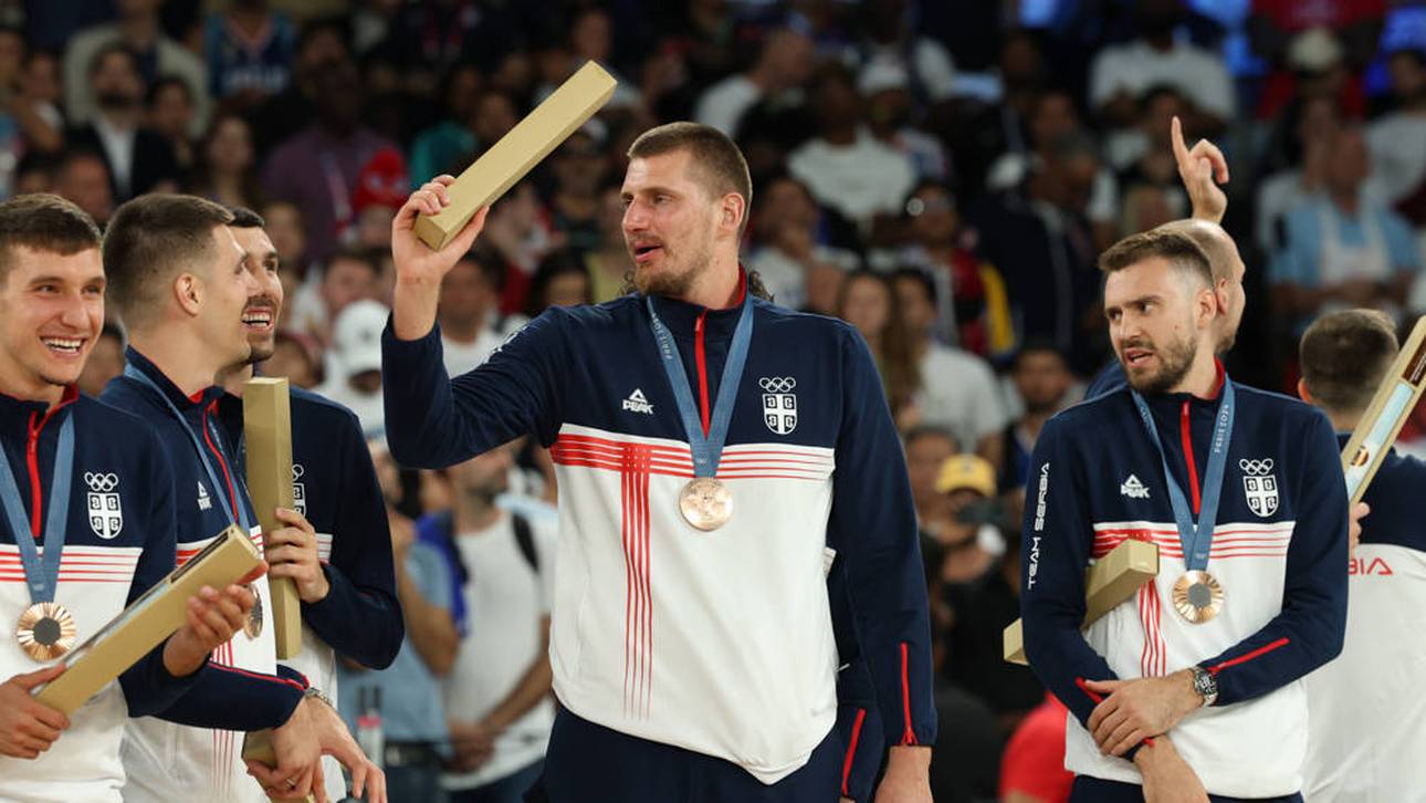 Siegerehrung: Superstar angetrunken