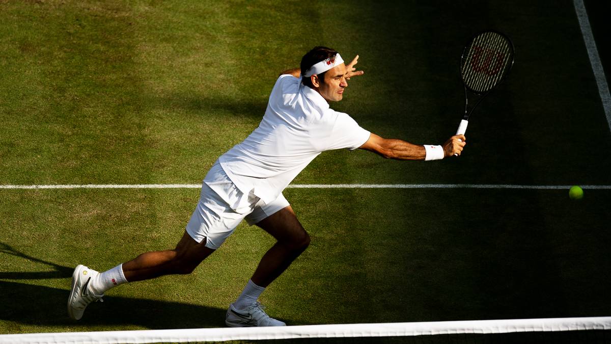 Aber er tut es im Stile eines echten Champions. Im dritten und vierten Satz nimmt er dem Spanier jeweils früh den Aufschlag ab und lässt sich danach nicht mehr von seinem Erfolg abbringen. Am Ende steht der hart erkämpfte Vier-Satz-Sieg und der Einzug ins Finale gegen Novak Djokovic