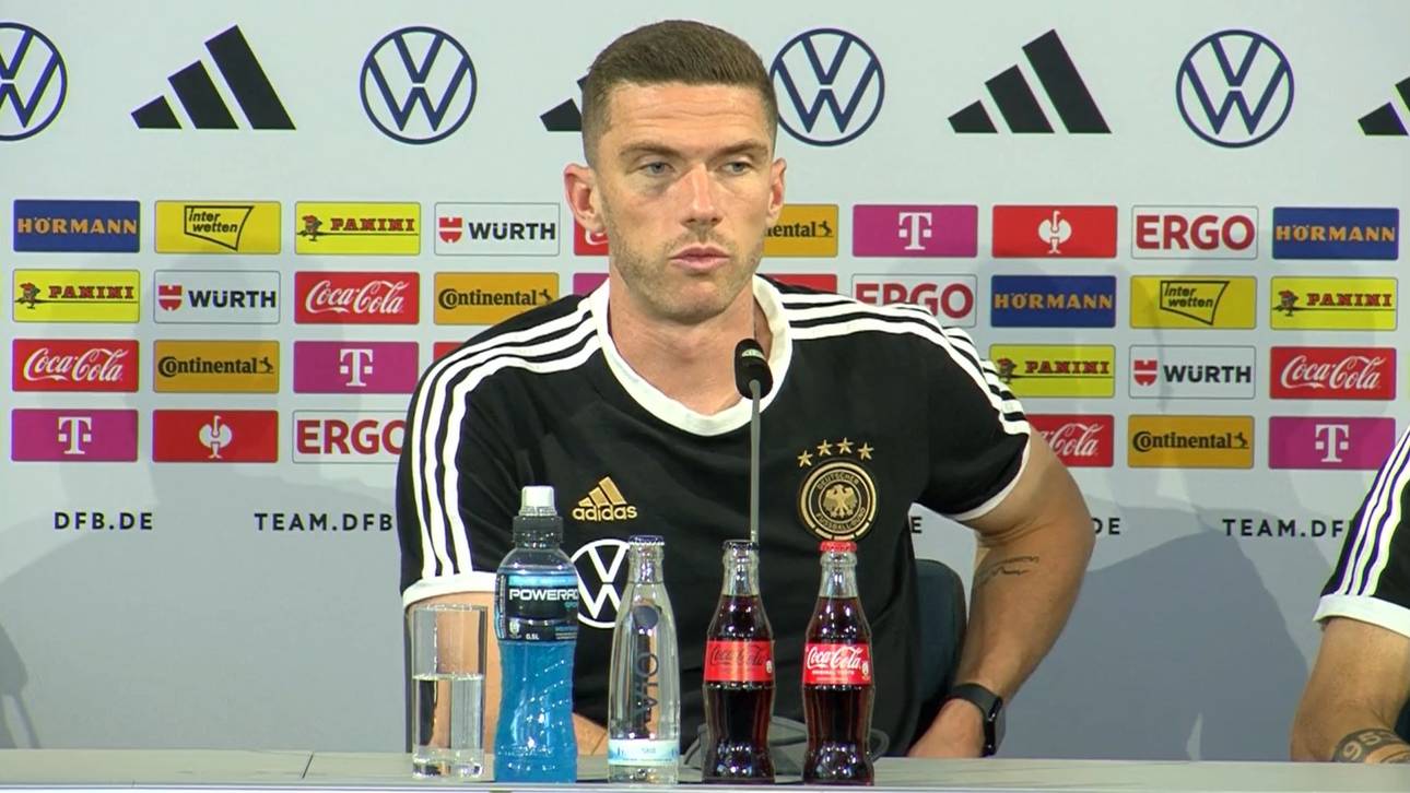 Gosens mit blauem Auge auf der DFB-PK