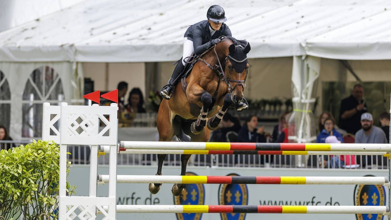De Boer holt Titel der Springreiterinnen