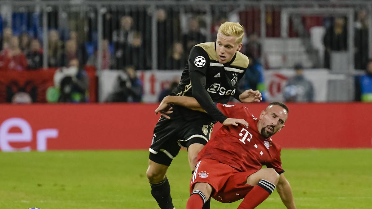 FRANCK RIBERY: Davon zeugt auch Franck Ribery, dem zuletzt Tempo und Torgefahr völlig abhanden gekommen sind. Joshua Kimmich meint nach der Gladbach-Pleite dazu: "Der FC Bayern muss normal für zwei, drei Tore gut sein. Es war nicht so, dass wir Chancen versemmelt haben. Wir hatten einfach keine"