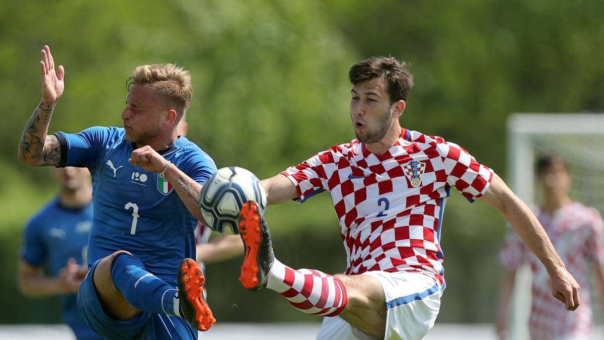 ANTONIO MARIN (Dinamo Zagreb, Stürmer): Gilt als Kroatiens Neymar. Spielt wie der Brasilianer als Linksaußen. Anders als Neymar aber nicht bei PSG, sondern bei Dinamo Zagreb - dort aber immerhin in der 1. Liga. Und das mit 17