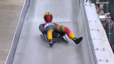 Ein bitterer Tag für Merle Fröbel. Im Rodel-Einzelwettkampf verpasst die 22-Jährige nach einem Katastrophenstart die Chance auf eine olympische Medaille.