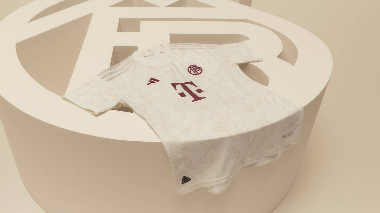 FC Bayern München: Champions-League-Trikot offiziell vorgestellt