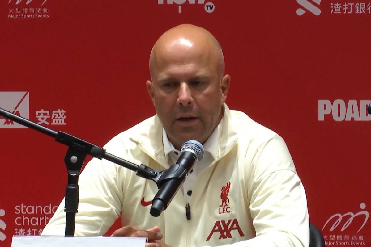 Luis Díaz ist am Samstag beim Testspiel des FC Liverpool gegen Milan nicht zum Einsatz gekommen. Trainer Arne Slot bestätigte daraufhin, dass dies mit einem möglichen Wechsel des 28-Jährigen zusammenhängt.