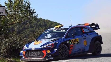 Hyundai zahlte bei der Rallye Spanien Lehrgeld