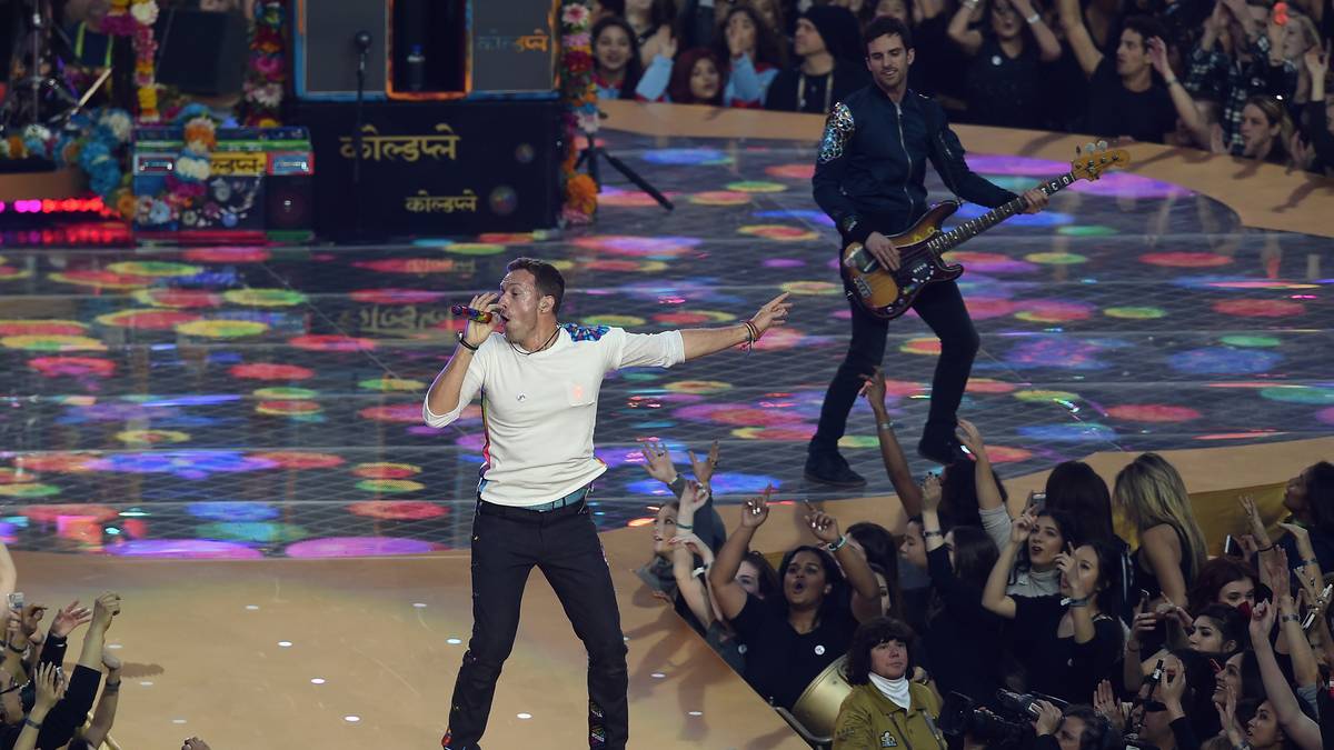 ... und lässt die Herzen bei "Viva la Vida", "Paradise" und "Adventures of a Lifetime" freudig schlagen