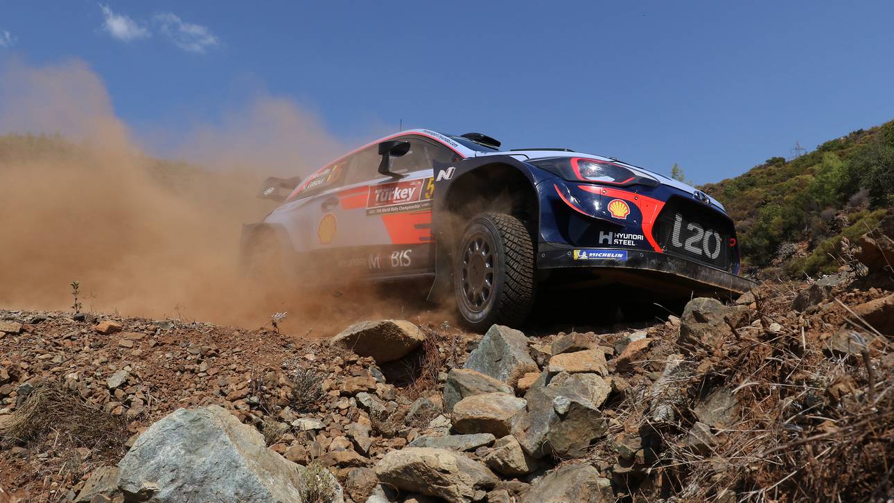 Schwarzer Tag für Neuville und Ogier