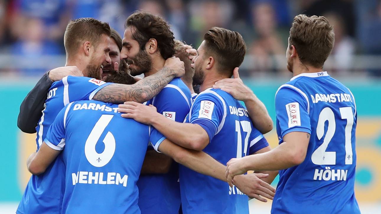 Darmstadt rettet Punkt in irrem Spiel